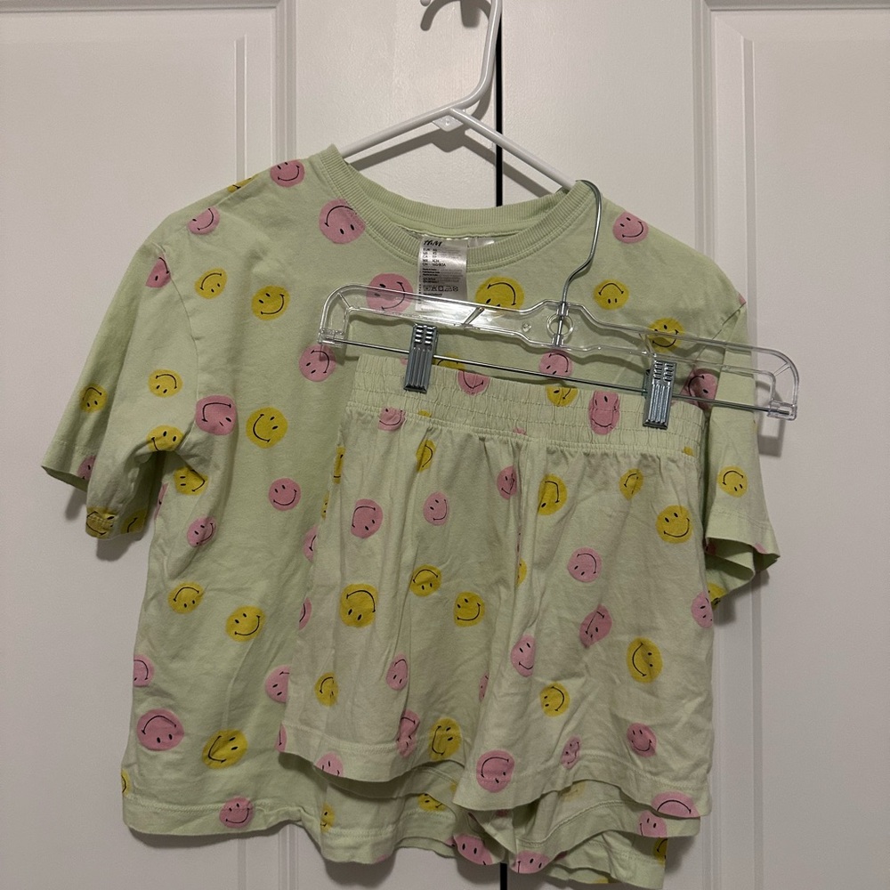 H&M Light Green Top with Pink and Yellow Smiley Faces